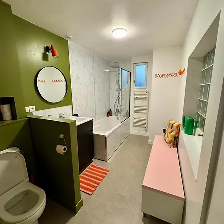 Prázdninový dům Groovy House - 10 Min From Lille *